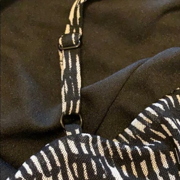 The Limited Ruffle Black & White Print Dress M - Picture 8 of 8